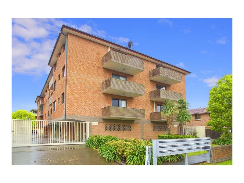 16/60 Harris Street, Fairfield NSW 2165