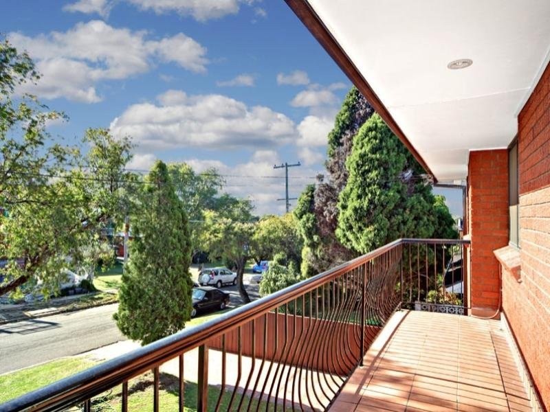 13 Latvia Avenue, Greenacre NSW 2190