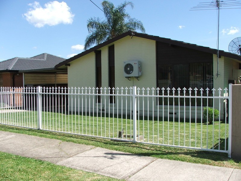 10 Rex Road, Georges Hall NSW 2198