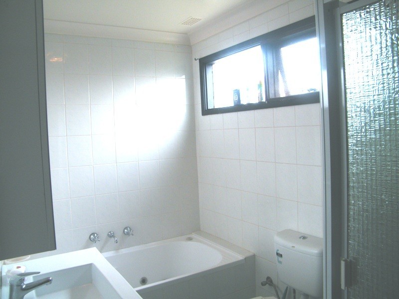 10 Rex Road, Georges Hall NSW 2198