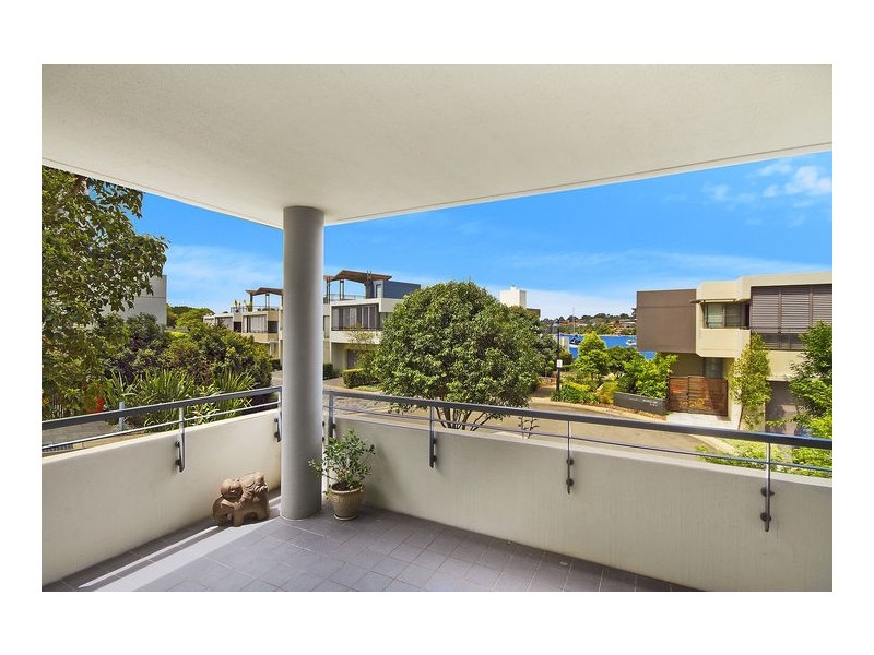 1/18 Edgewood Crescent, Cabarita NSW 2137