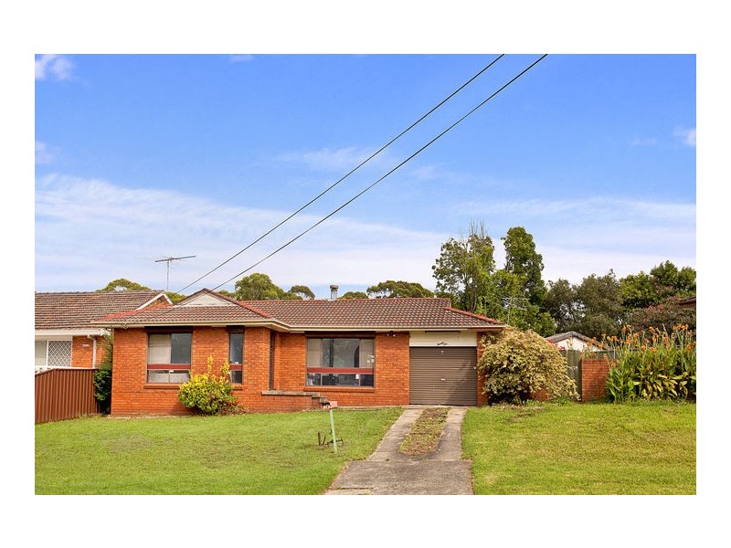 26 Surrey Ave, Georges Hall NSW 2198