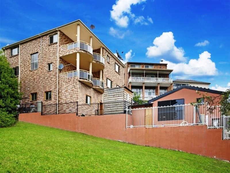 35 Jocarm Avenue, Condell Park NSW 2200