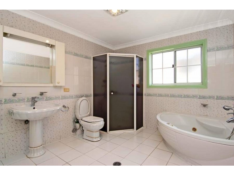 40 Winifred  St, Condell Park NSW 2200