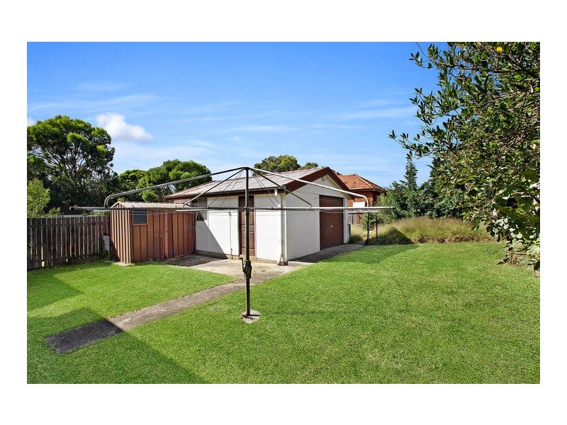 52 Cardigan Road, Greenacre NSW 2190