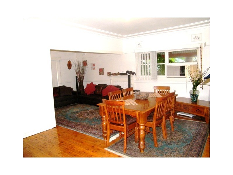 196 Juno Parde, Greenacre NSW 2190