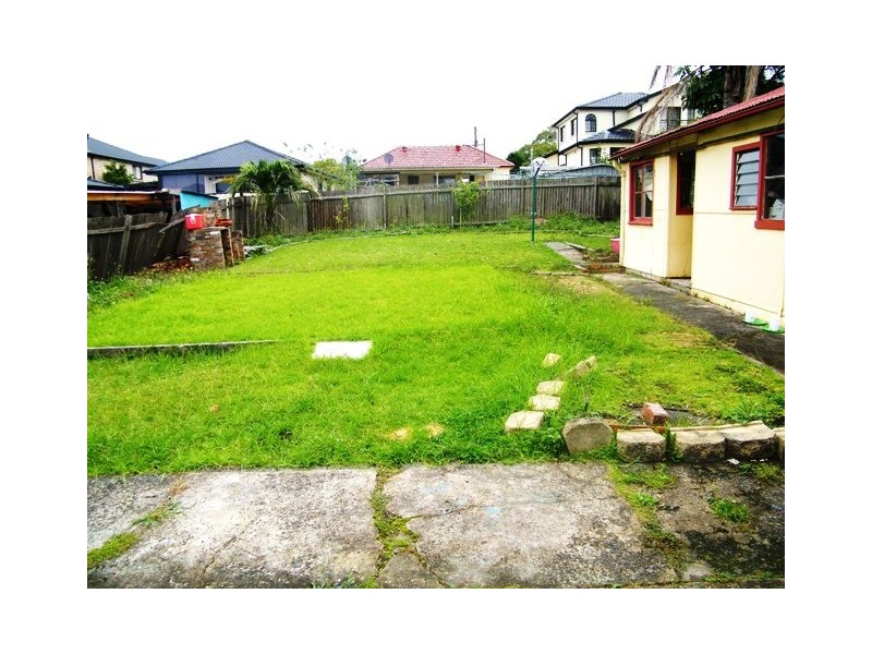 196 Juno Parde, Greenacre NSW 2190