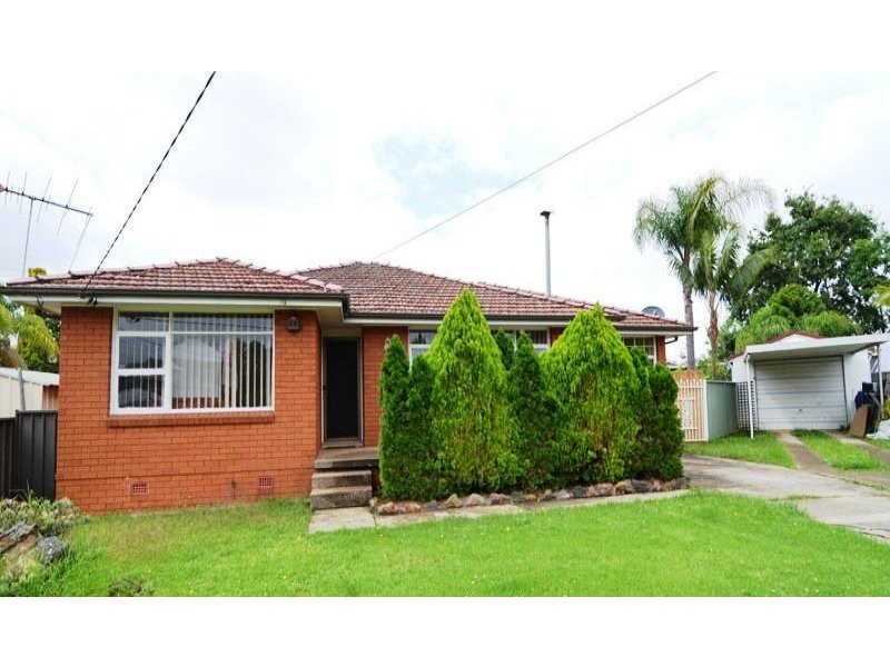 18 Narelle Crescent, Greenacre NSW 2190