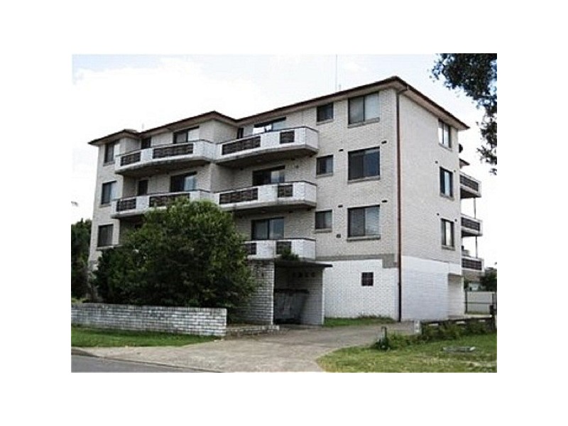 42 Kenyon Street, Fairfield NSW 2165