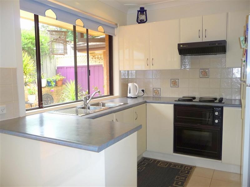 2/16 Leemon Street, Condell Park NSW 2200