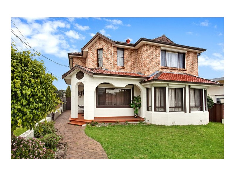 1 Birdwood Road, Georges Hall NSW 2198