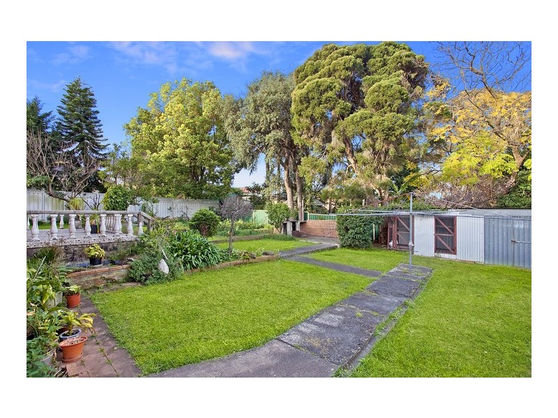 21 Skyline Street, Greenacre NSW 2190