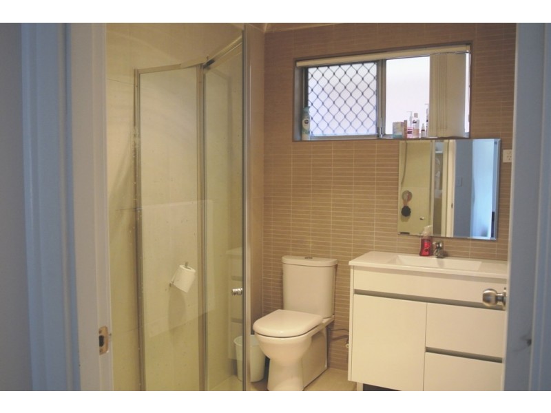 4 Orana Place, Greenacre NSW 2190