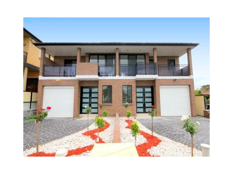 53 A Tennyson Rd, Greenacre NSW 2190