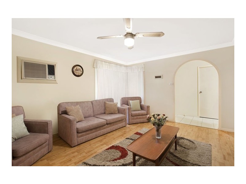 14 Gentian Avenue, Macquarie Fields NSW 2564