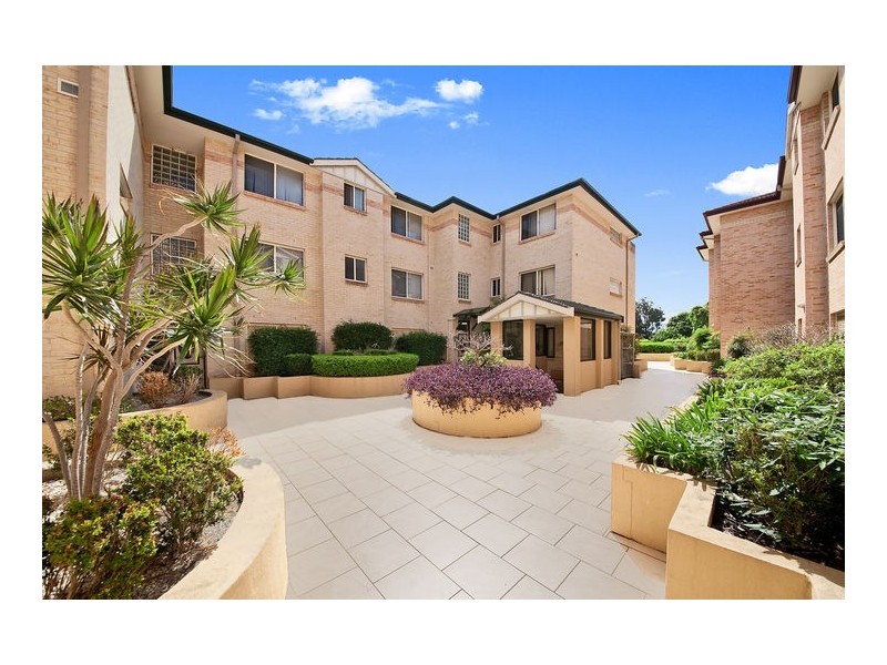 17/21-27 Amy Street, Regents Park NSW 2143