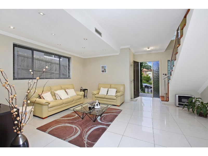 12 Harold Street, Greenacre NSW 2190