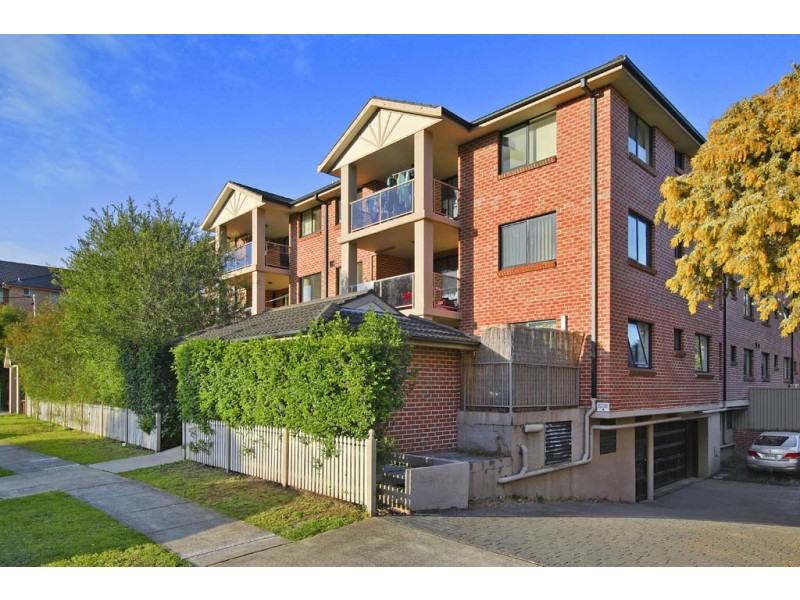 8/21-27 Weigand Ave, Bankstown NSW 2200