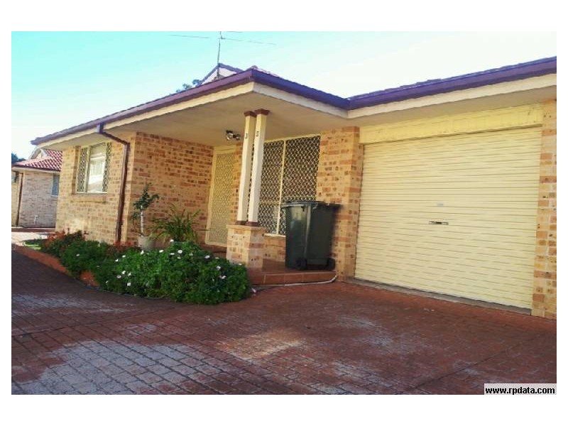 12/10-11 Devonport Street, Wakeley NSW 2176