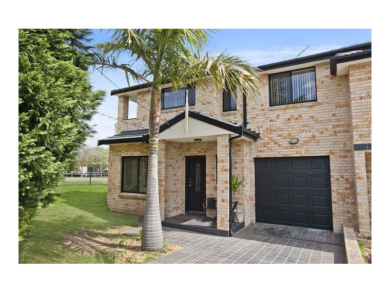 1 Hishion Place, Georges Hall NSW 2198