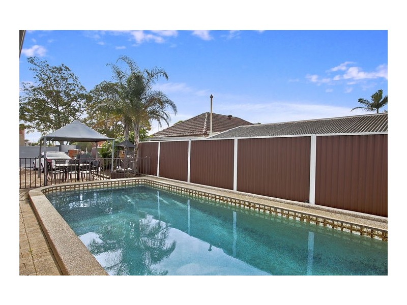 31 Rawson Road, Greenacre NSW 2190