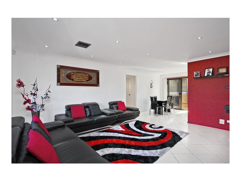 2/16 Leemon St, Condell Park NSW 2200