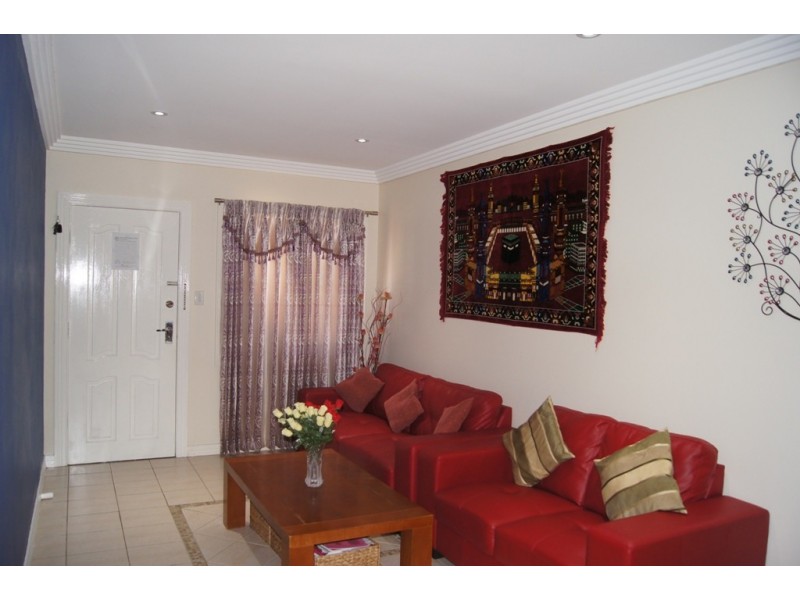 2/97 Cragg Street, Condell Park NSW 2200