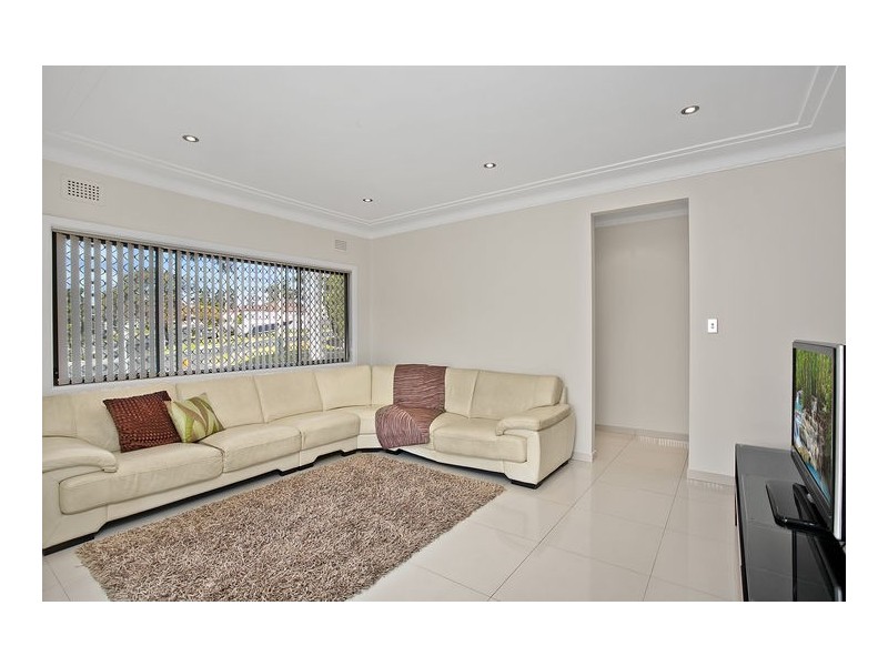 13 Arnold Avenue, Yagoona NSW 2199