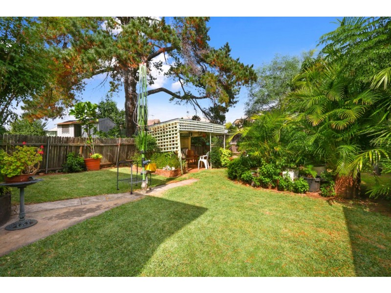 44 Carrisbrook Avenue, Punchbowl NSW 2196