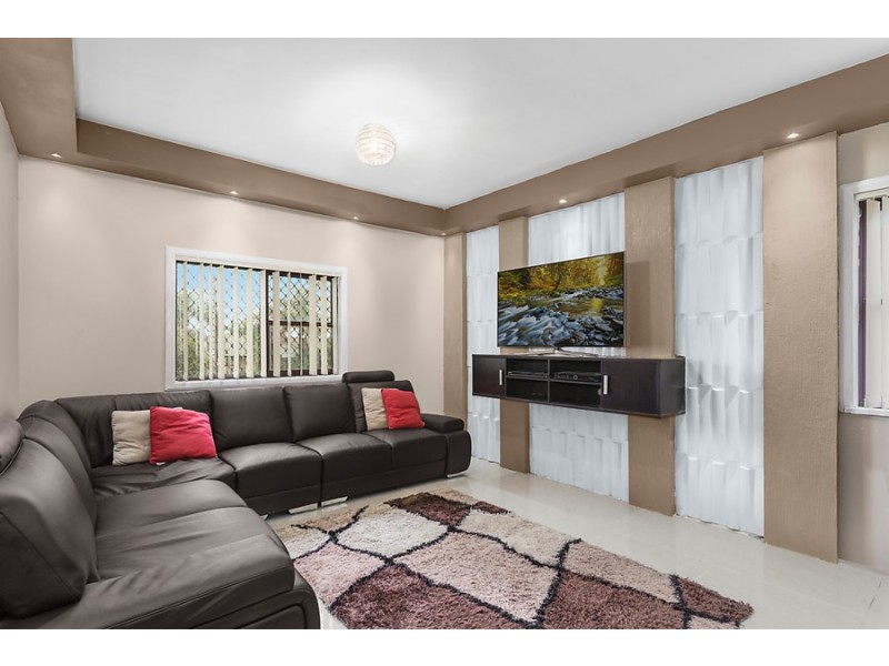 11 Saurine Street, Bankstown NSW 2200