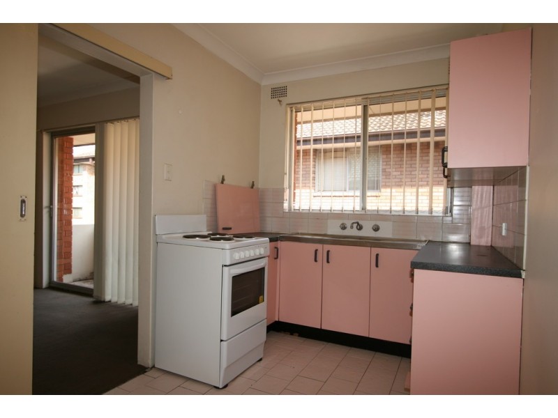 6/18 COLLIMORE AVE, Liverpool NSW 2170