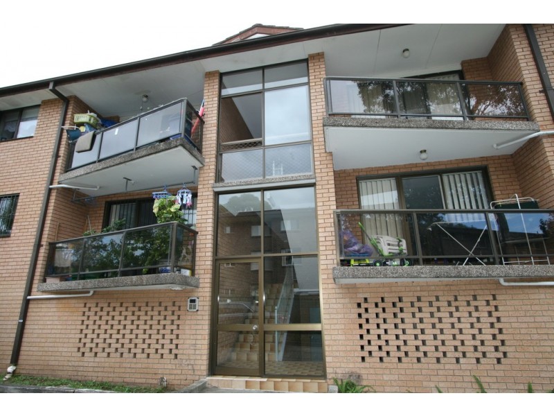 8/39-41 Jacobs St, Bankstown NSW 2200
