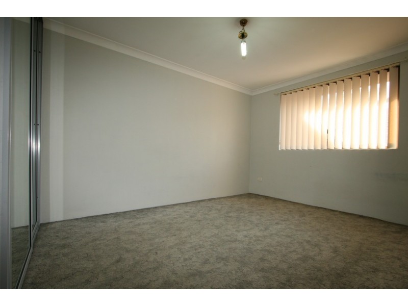8/39-41 Jacobs St, Bankstown NSW 2200