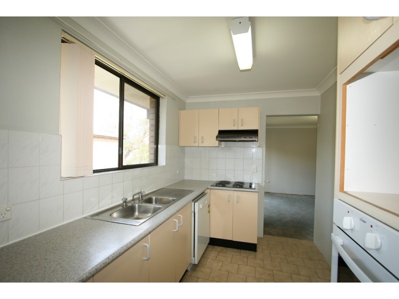 8/39-41 Jacobs St, Bankstown NSW 2200