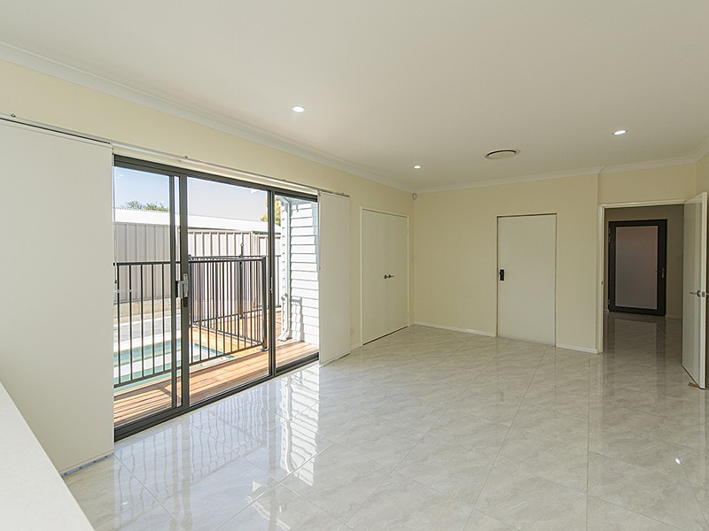 8A Esperance Street, East Victoria Park WA 6101