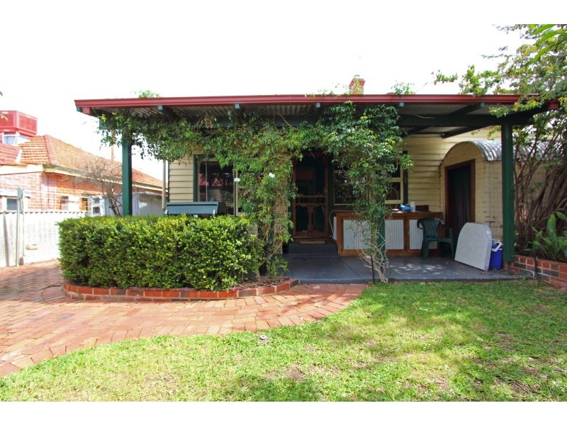 128 Hubert Street, East Victoria Park WA 6101