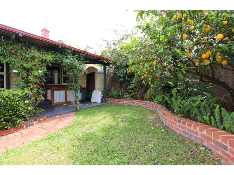 128 Hubert Street, East Victoria Park WA 6101