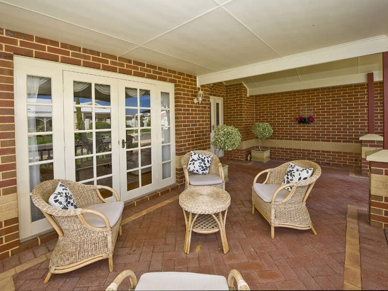 48 Manhattan Avenue, Iluka WA 6028