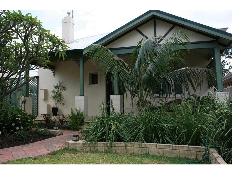 111 Mackie Street, Victoria Park WA 6100