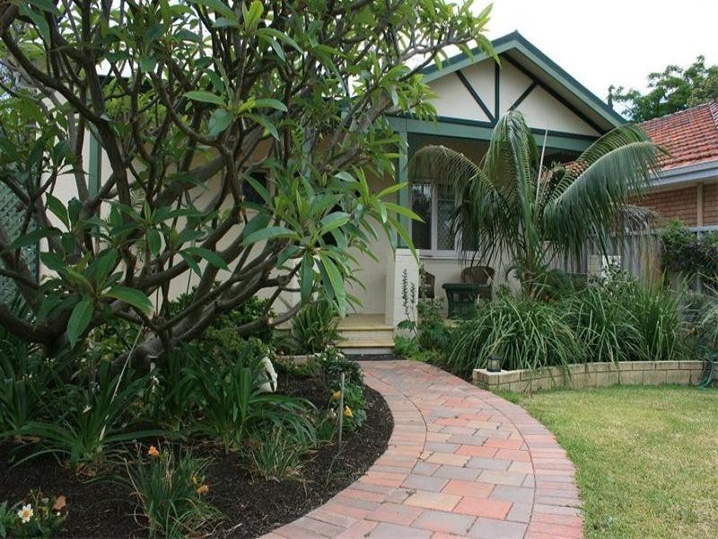 111 Mackie Street, Victoria Park WA 6100