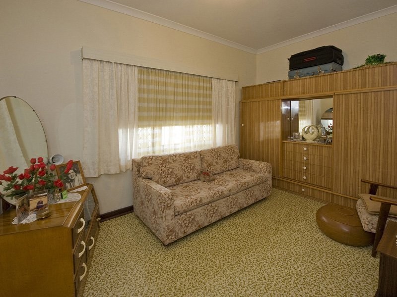 53 Alvah Street, St James WA 6102