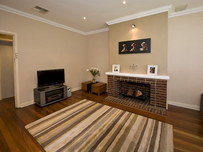92 Hill View Terrace, St James WA 6102