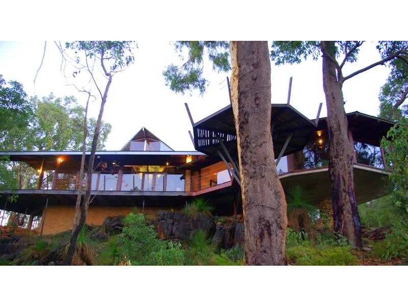 280 Mundaring Weir Road, Bickley WA 6076