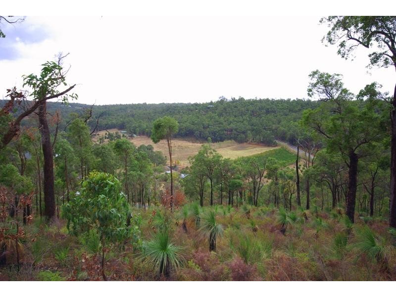 280 Mundaring Weir Road, Bickley WA 6076