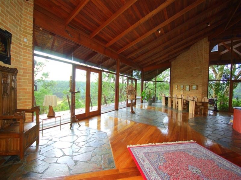 280 Mundaring Weir Road, Bickley WA 6076