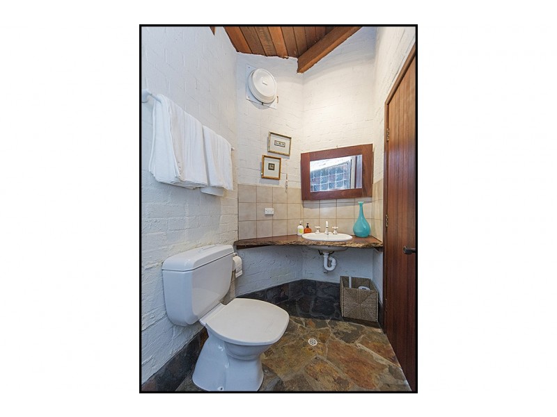 280 Mundaring Weir Road, Bickley WA 6076