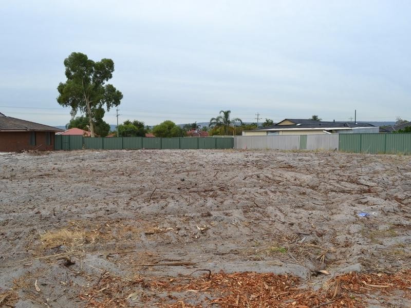 Lot 807 / 20 Limbee Glade, Huntingdale WA 6110