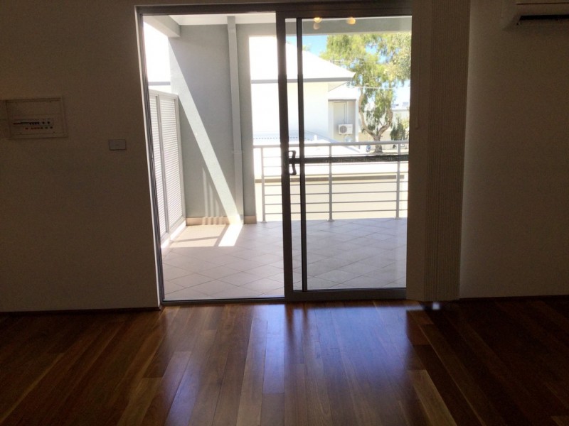 16/14 John Street, Bentley WA 6102