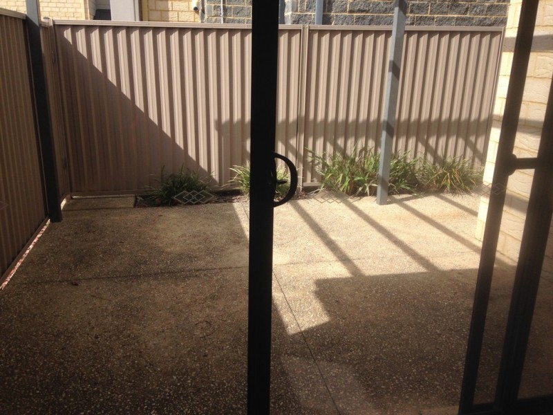 2/86 Cohn Street, Kewdale WA 6105