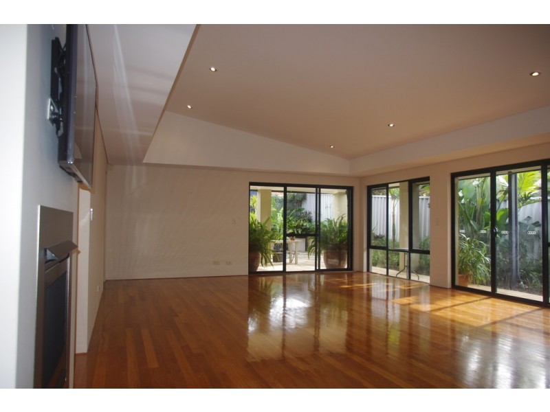 9 Cadden Street, East Victoria Park WA 6101